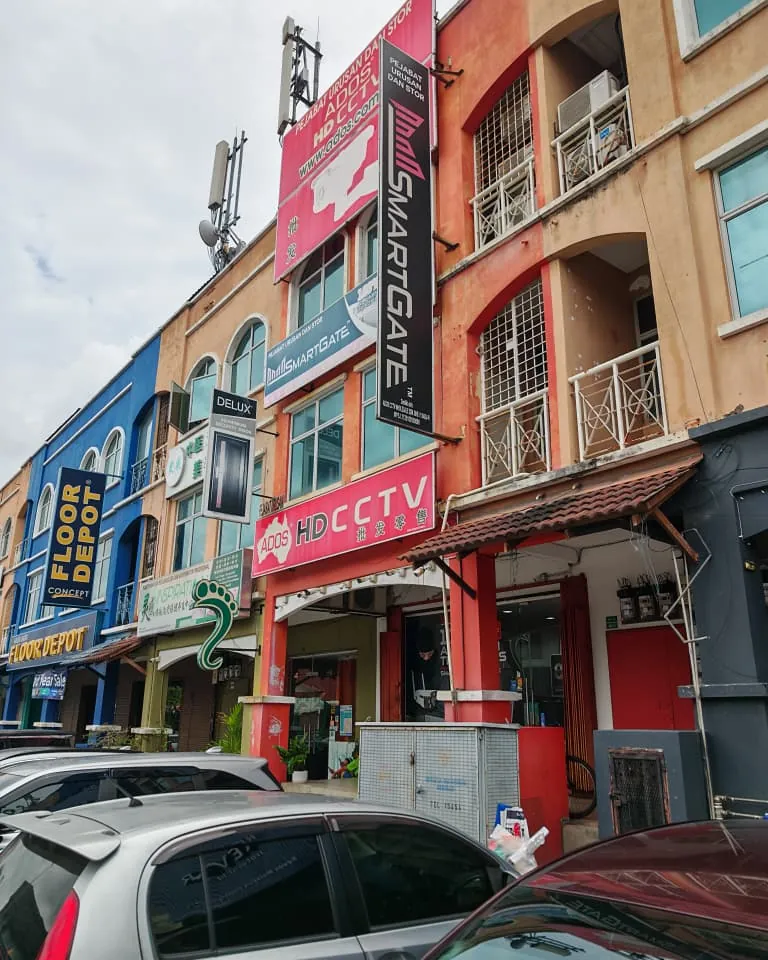 The SmartGate shopfront on Jalan Puteri 5/5, Bandar Puteri, Puchong